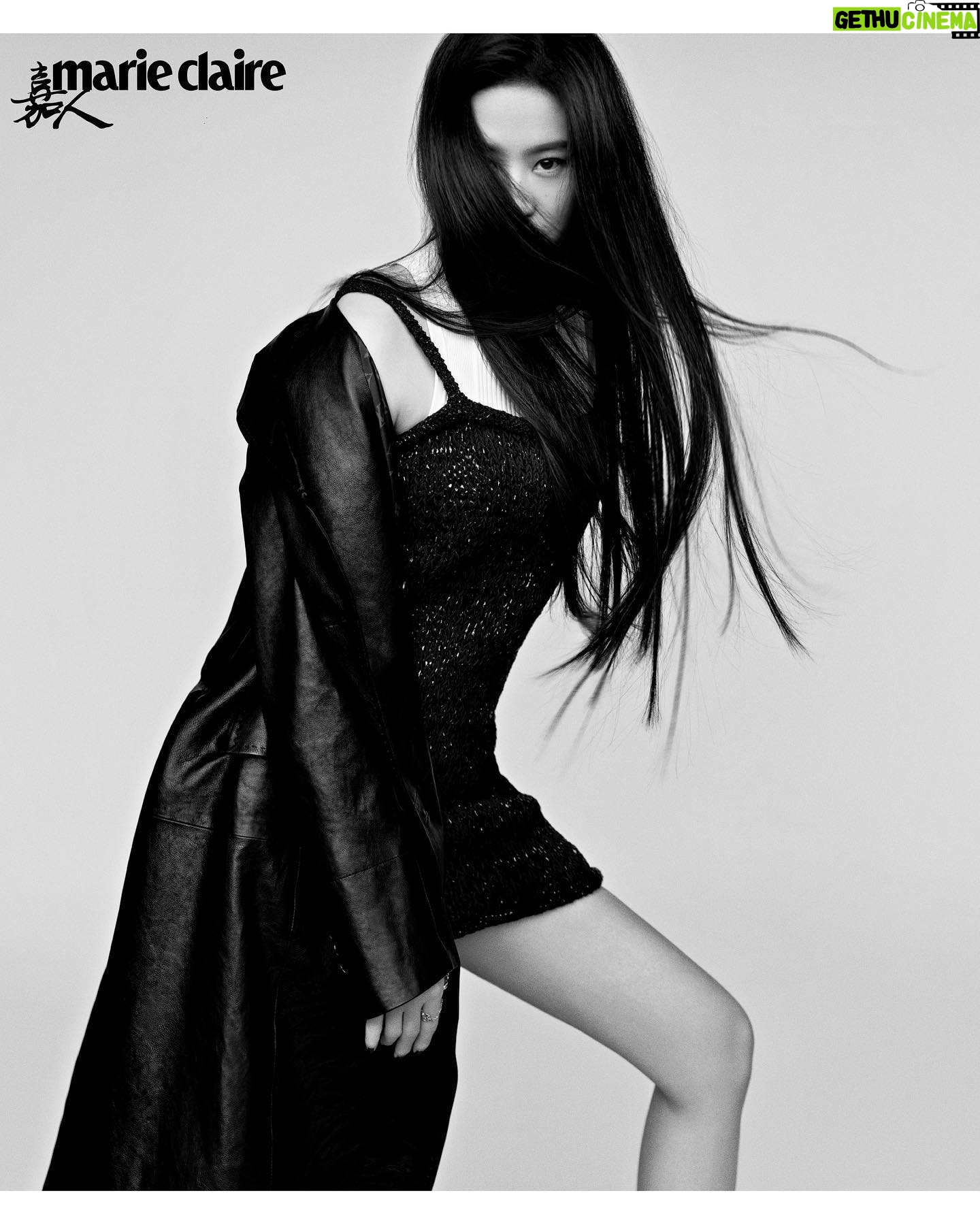 Liu Yifei Instagram - I like this style 😎 @louisvuitton @marieclaire.china