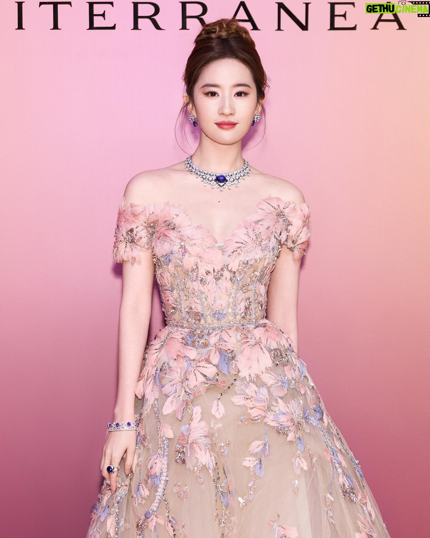 Liu Yifei Instagram - a special night with @bulgari family 💎💫 #bulgarimediterranea