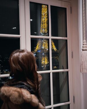 Liu Yifei Instagram - such a good view from my room 🤩