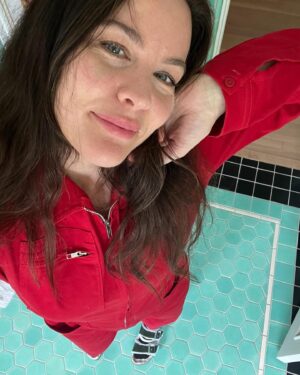 Liv Tyler Instagram - Sunday outfits 🙈🥰