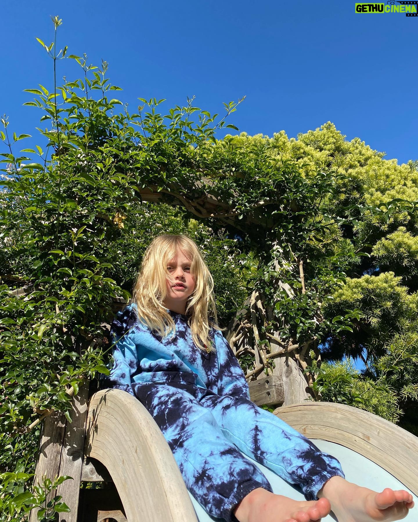 Liv Tyler Instagram - Happy happy birthday # 6 Sailor Gene ....our little lightning bolt ⚡️ light of my life...💗