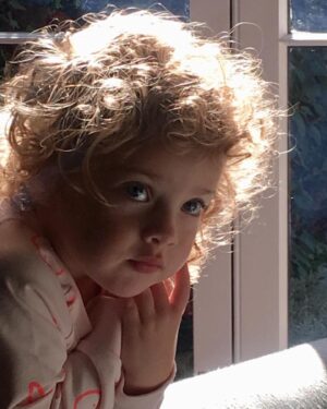 Liv Tyler Instagram - 💗 Lula Rose 🌹 
The evolution of these heavenly curls