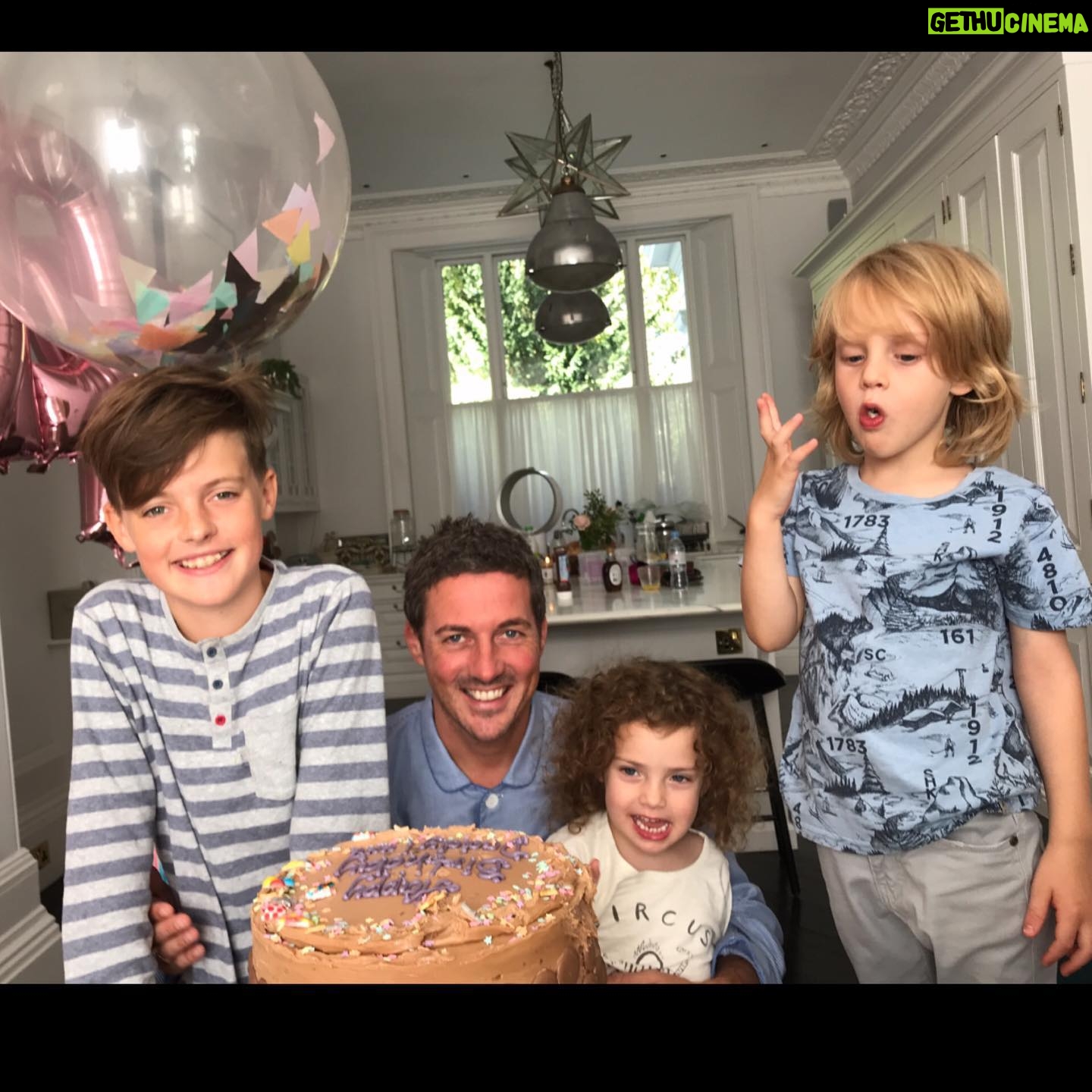 Liv Tyler Instagram - 💗🎈Happy birthday my love 💗 we love you soooo much 💗 🎈@davidgardner 🎂🎈