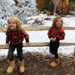 Liv Tyler Instagram – 😍These two little cheeky loves , visiting Santa , trying not to be extra cheeky … but they can’t help it 🙈😂