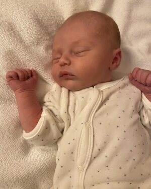 Liv Tyler Instagram - 💗 @chelsannat @jonfoster welcome to the world beautiful Vincent Frank Foster 💗 well done mommy and daddy. We love you so much !!! 💗 our wolf pack grows.