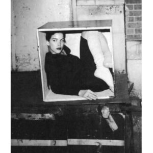Liv Tyler Instagram - 🙃 Self isolating since the 1990’s 🤣 📸 by @regancameron_  in the amazing streets of NYC . 
Thank you @nikolaivonbismarck for reminding me 💗 stay safe this weekend everyone 👀