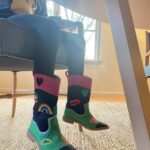 Liv Tyler Instagram - Lula Rose 🌹 A girl and her boots