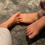 Liv Tyler Instagram – Sailor and Lula touching toes watching Mr Rogers 😍💗🥰😍💗🥰