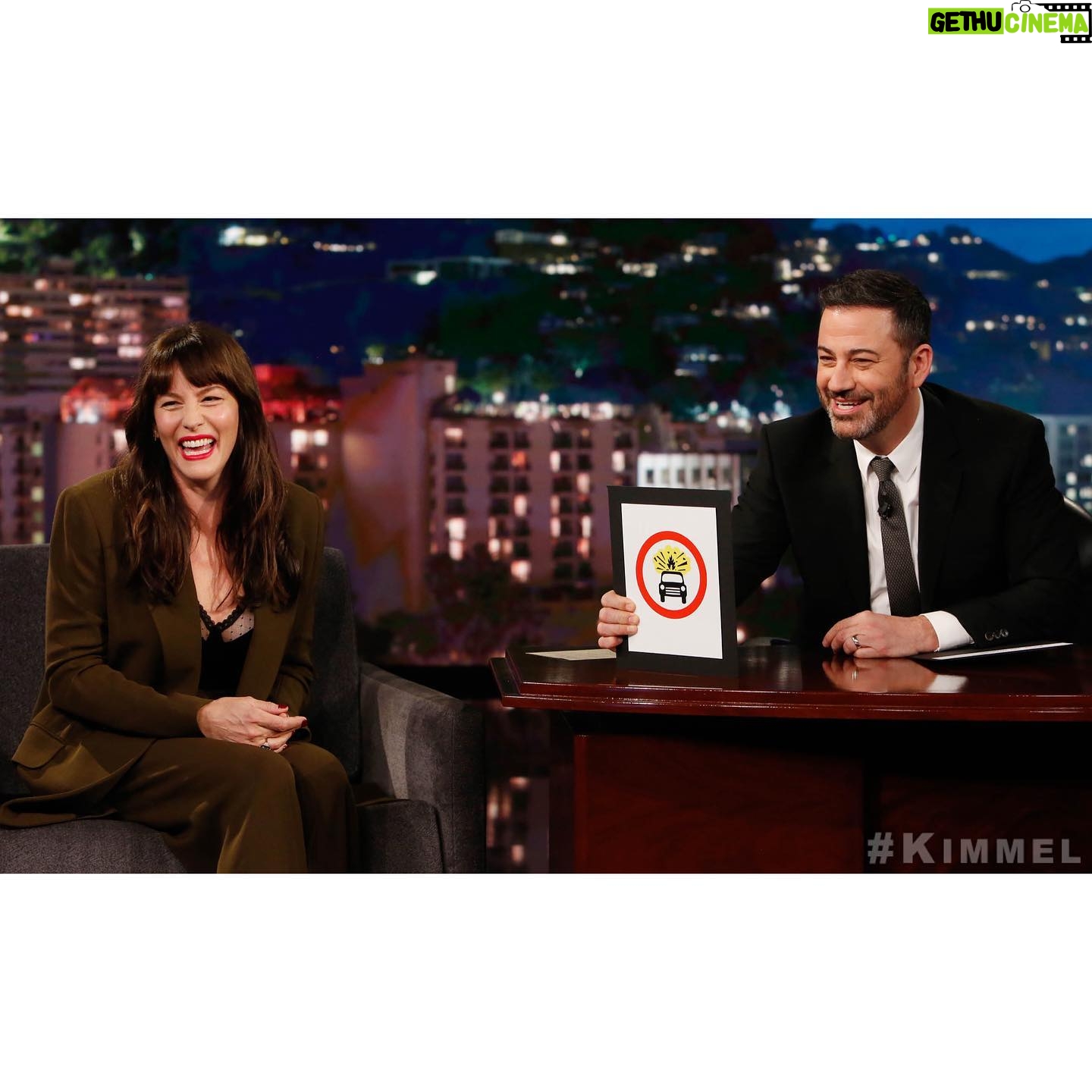 Liv Tyler Instagram - Thank you @jimmykimmellive 😂💗😂💗😂💗😂