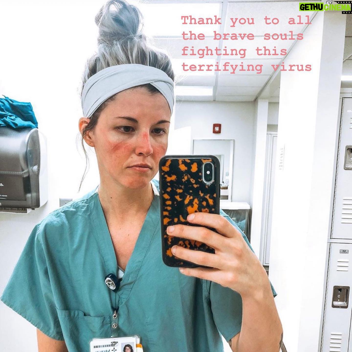Liv Tyler - 96K Likes - Thank you 🙏🏻💗🙏🏻💗to everyone who is giving their everything to protect us all.
To wake up everyday and fight this monster head on. Thank you for your love and care and not giving up. To everyone still working to keep us all alive , fed and society supported on a daily basis , bless everyone staying home in various quarantine situations. It is challenging for all in many different ways. I’ve been overwhelmed myself with what’s happening. Trying to digest it all and protect my children. I had to take a breather from the pressure and normality of what was our reality before this virus hit us . We are now forever changed in so many ways. @davidgardner and i have 4 children ages 3,5,12,15. We have been in quarantine for 20 days. 🥴😬🙏🏻💗🙃 Omg taking care of 4 kids not in school is no fucking joke. Bless all caregivers🙌🏻24/7 cooking , cleaning , school, love , play , listening, more cooking , more cleaning and again. My hands are raw as so many’s are. I have been trying my best to keep my family going as normal. The news / tv is so painful everyday. So many suffering. What can we really do to help? We are told to stay home but my heart wants to check in on everyone. Im very moved by the work still going on. The medical teams , scientists , all hospital workers , world leaders and everyday important workers keeping it all going. The little details mean everything. Thank you!!!! I hope you can feel our deep gratitude and know you are appreciated and supported. Who knows what is going to happen? This is a whole new fucking world 🙈What will life be like after all this ? We must believe in each other. In Mother Nature, In humanity , hold ourselves and our loved ones close in our hearts. I woke up this morning and this woman @sydvic1ous inspired me so much I broke out of my fear cacoon. I was in pure momma bear survival mode trying to care for my family . But my children’s love and laughter is so healing and humor between friends the greatest relief. Thank you thank you thank you to all the brave souls keeping it all going and risking their health and lives for us. Praying for safety and support for all. With love and a million hugs. Xoxox