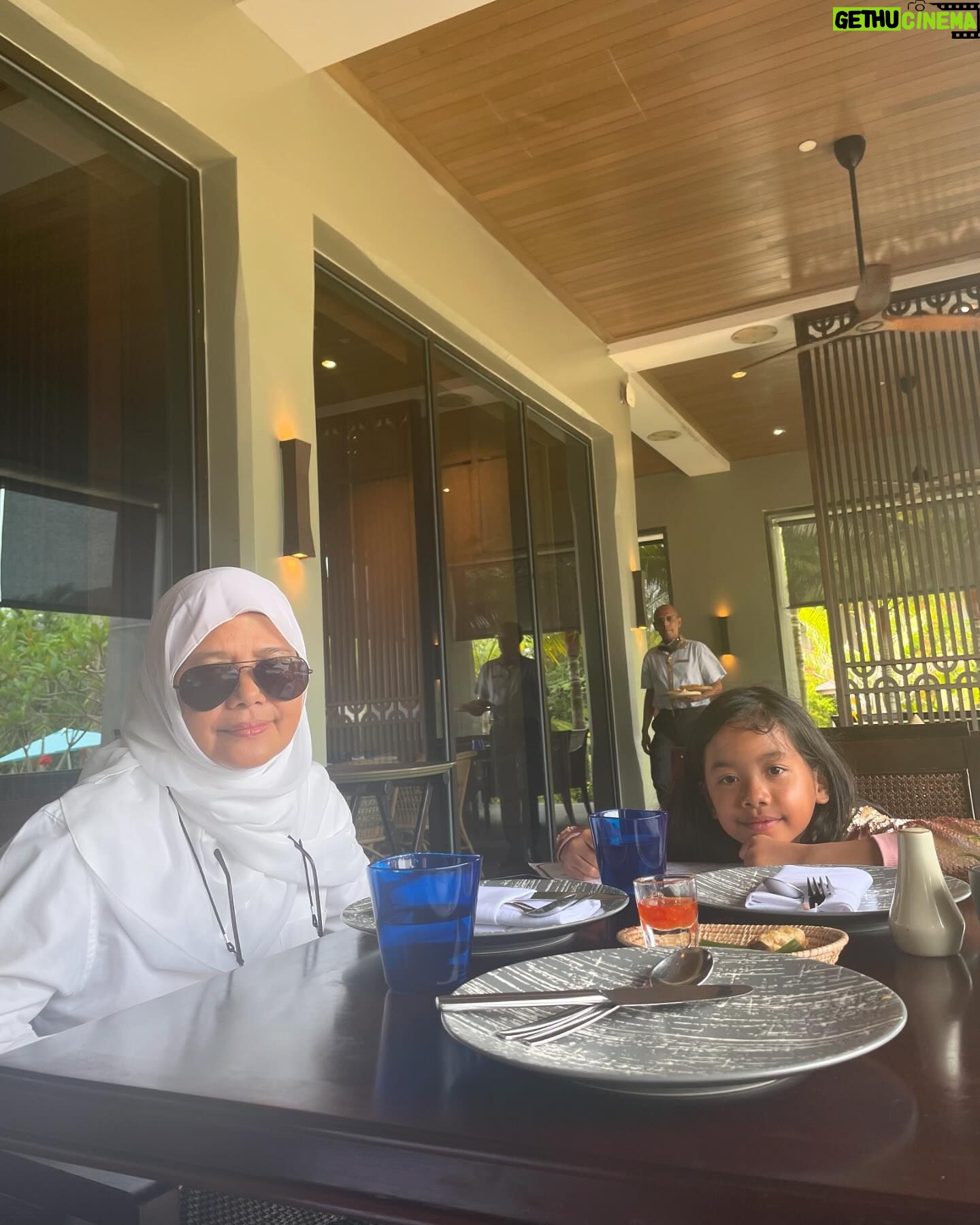 Liyana Jasmay Instagram - How amazing it is that Mama passed on Sofia's birthday last year. 12 May 2023 I told Sofia you have Neni forever in your heart and she leaves you on the day that you will never forget her. These two have amazing chemistry that sometimes Im too jealous! Al Fatiha to you Mama & Happy Birthday to my firstborn🩷