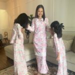 Liyana Jasmay Instagram – Raya First day in @petra.rtw 

#petragirls 
#petra