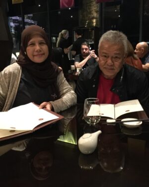 Liyana Jasmay Instagram - Ramadhan is just around the corner, it will be our first without both of you my loves. 

All I have is memories , great memories, wonderful memories, unforgettable memories.. 

❤️ Till we meet again mama&babah, insyaallah ❤️