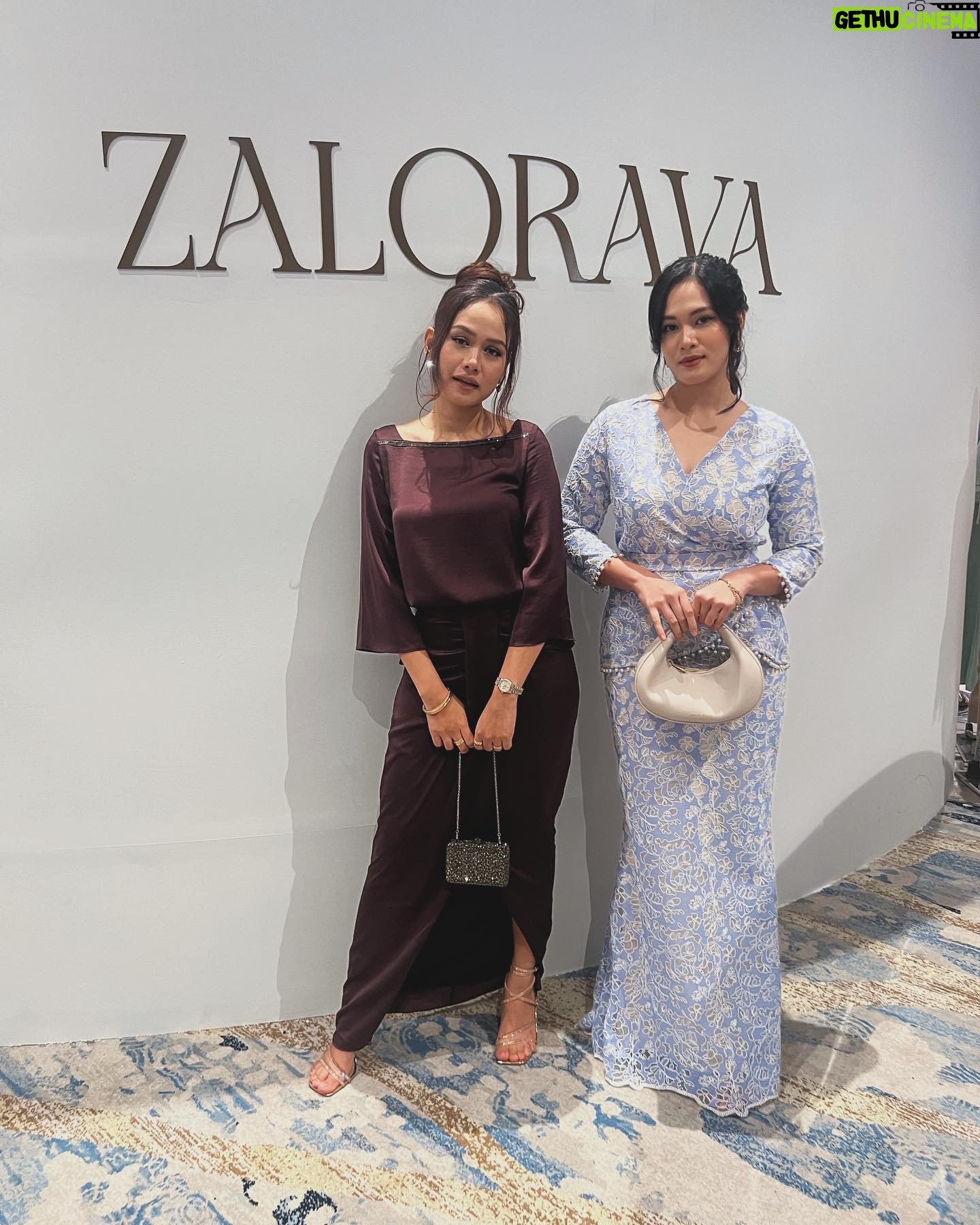 Liyana Jasmay - 1.3K Likes - The many faces of me and @adrianaadnan
Both of us in @aliabrtw
#zaloraraya2024