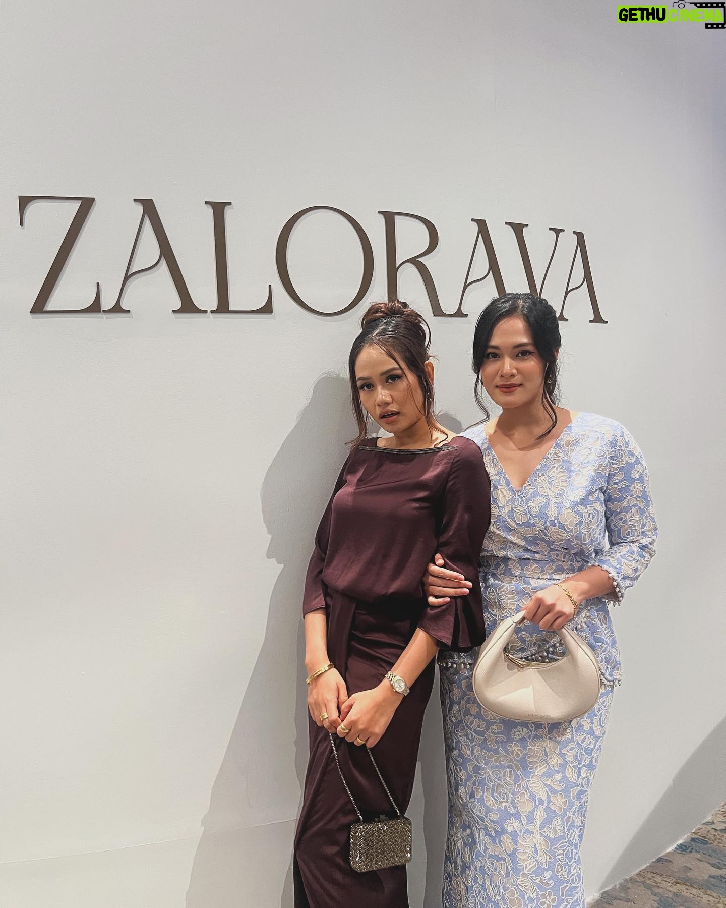 Liyana Jasmay - 1.3K Likes - The many faces of me and @adrianaadnan
Both of us in @aliabrtw
#zaloraraya2024