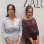 Liyana Jasmay Instagram – The many faces of me and @adrianaadnan
Both of us in @aliabrtw
#zaloraraya2024
