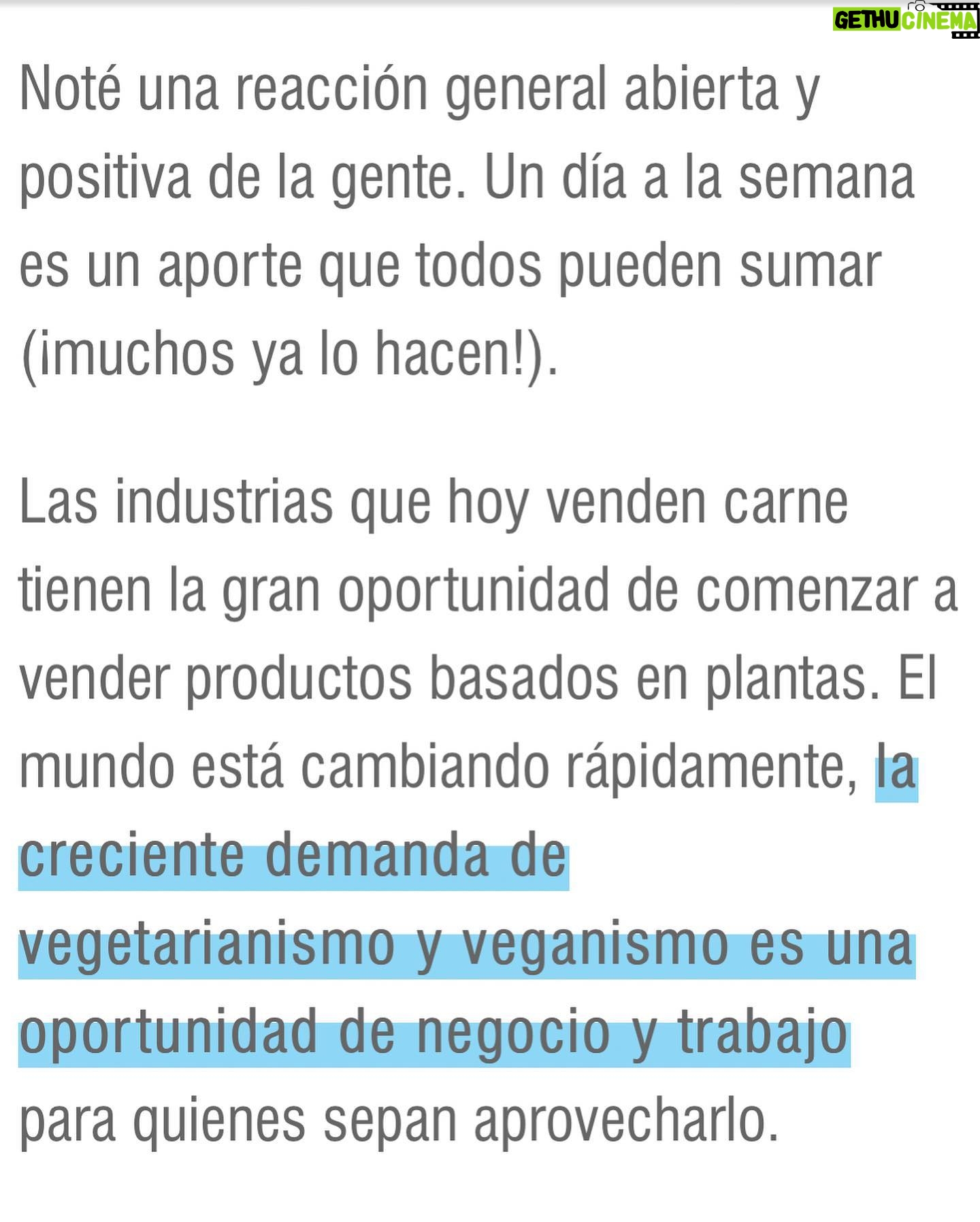 Liz Solari Instagram - ¡Gracias @carbononews @constanzasofiasoler por esta entrevista brillante! Link directo para leerla completa en mi Bio. 🙏🏻🗣✨🌱🐾🌍 "There is nothing natural or good about the intensive farming and slaughter of animals” Thank you @carbononews @constanzasofiasoler for this brilliant interview! @cherchevalier_author @pawslawuk @handsoffcampaign @clegg.judith @smileymindskids #LunesVerdes #NoAlAcuerdoPorcinoConChina #PawsLaw #HandsOff #GoPlantBased #AmorAnimal #Activismo #CherChevalier #LizSolari