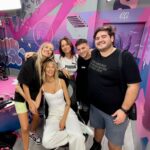 Liz Solari Instagram – Pasé por #EstamosEnUna @republicaz para hablar sobre @leysintientes y ponernos al día con mi querida @melchorlez y su equipo del amor @leandrosaifir @lelumendy  @agusbattion. GRACIAS 🙏🏻🎤✨🌈🦄

Look @calandraoficial
Acc @jj__jwl 
Estilismo @natcecchinato 
Pelo  @maiarohrer 
Makeup @rikivalles
