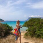 Liz Solari Instagram - ¡Gracias Dios por el milagro de la vida! ¡Gracias por cada mensaje de amor que me enviaron hoy! Celebro la vida, lo bueno y lo verdadero. 🙏🏻💃🏼🌱🐾✨🥳🎁🥂