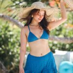 Liza Soberano Instagram - Sun-kissed, never sunburnt ☀️ Just got back from a dreamy Palawan vacation with my besties, all thanks to Deoproce! The UV Defence line was a lifesaver, keeping us protected all throughout the trip! Available in all Watsons, SM Beauty stores nationwide! 💓#Deoproce, #SuncareBeyondCompare