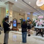 Liza Soberano Instagram – Vietnamese food, flowers & films 🇻🇳🤍