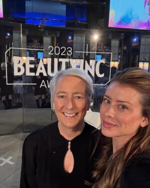 Lo Bosworth Instagram - When I started to share my health issues with the world back in 2016 I never imagined as a result I’d end up in a room with the likes of Selena Gomez, Patrick Ta, Gucci Westman and power players like Walmart and Amazon. But, that’s what happened today at the @wwd #BeautyInc Awards. 

Not only did I have the honor of attending and hearing from so many shining stars of the beauty world, we joined the ranks of past winners by earning the award of BRAND OF THE YEAR in the Wellness category.

My original vision for Love Wellness when I started this company was to make caring for health issues that have been stigmatized innovative, enjoyable, beautiful, fun, effective, and simple. As a beauty lover (my friends and family literally called my childhood bathroom “Lo’s Beauty Palace” and would schedule “appointments”) I dreamt of daily self-care solutions that would make me feel the same type of excitement, hope, and joy that my favorite lip gloss would. Joy from a vaginal suppository? YES!

The entire @lovewellness team (a mighty 40) puts everything they’ve got into this incredible brand. We do it for women who love the brand, people who have no clue who we are/what we do but may benefit from how the education we share influences broader awareness on how women’s bodies work, and for future generations of kids who have the opportunity to think and feel differently about their bodies from a young age.

Thank you @WWD for the incredible support, to our customers, to our retail partners @walmart @target @ulta @amazon for taking a chance on us, and to all of you who have helped make Love Wellness the Wellness Brand of the Year.