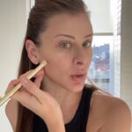 Lo Bosworth Instagram - GRWM for the @wwd Beauty Inc Awards 💖 I’m trying out a new color correction technique for my makeup this morning and excited to share all the deets!