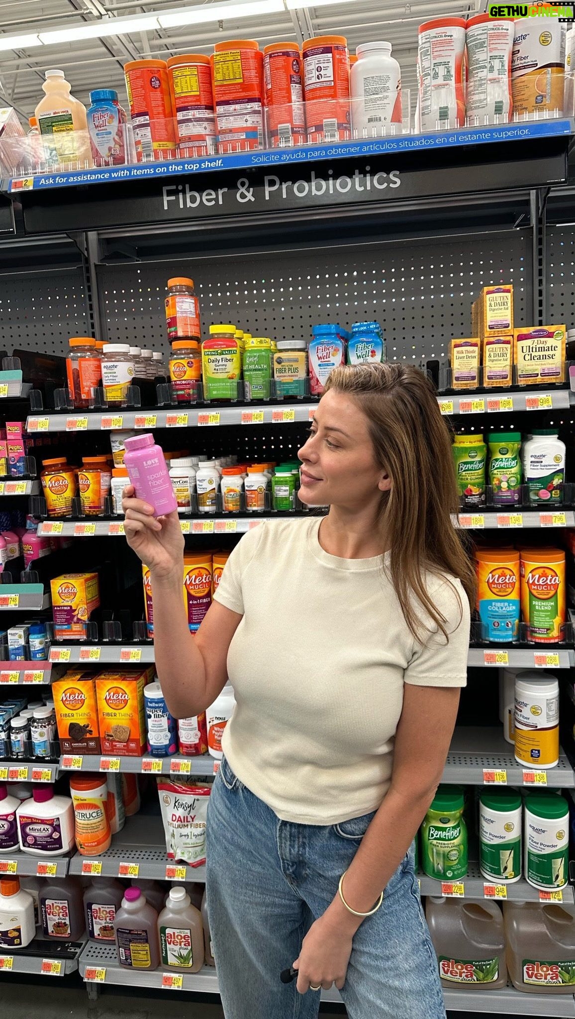 Lo Bosworth Instagram - Letβs take a trip down the @walmart digestive health aisle and find out WHY you should choose Love Wellness ππ