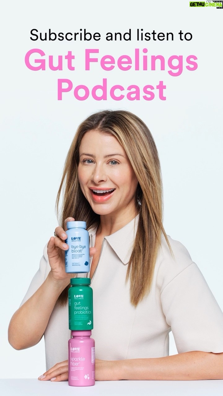 Lo Bosworth Instagram - Money can put stress on your relationship, but it doesn’t have to be that way ❤️ TOMORROW - @your.richbff is on #GutFeelings to help make financial conversations less stressful - tune in at the link in my bio! 📩 Don’t forget to DM me more of your questions!