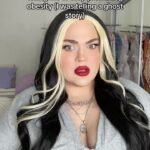 Loey Lane Instagram - Like do the body shamers even know where they are and who they’re talking to??? Lower your voice when you speak to me babe, I’m talking about ghosts n ghoulies!!! #plussize #bodypositivity #loeylane #hazbinhotel #reels