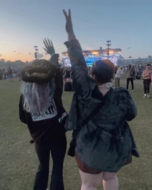 Loey Lane Instagram - Well… good luck, babe!!! Coachella dumpy 💓 Thank you so so much @colourpopcosmetics for having me I love u!!! #coachella #plussize #plussizefashion