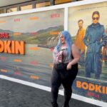 Loey Lane Instagram - Bodkin WORLD PREMIERE baby!!! What a show! A true crime podcast trio that uncovers a deeper mystery hidden in a quiet town in Ireland? You know I can’t wait to watch the rest (on @netflix May 9th heheheheh) thank you thank you for having me 🦋 Top: @torrid Pants: @hottopic Belt & boots: @torrid