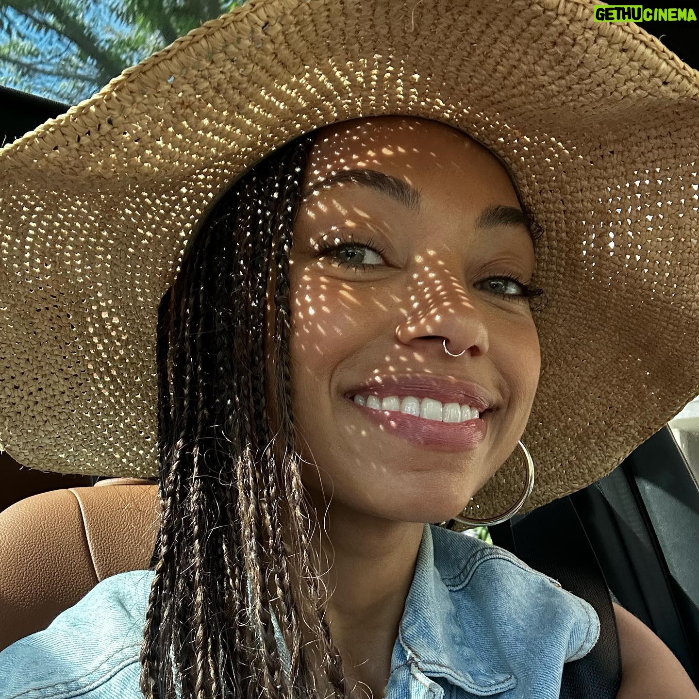 Logan Browning Instagram - week 3 of @sagaftra on strike week 14 of #WGA on strike 19 years being a union member #unionstrong #humanstrong it’s for the future of being an artist as a viable profession, and if you love art & artists you will support us through these uncertain times 🫶🏽