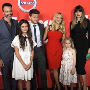 Lola Flanery Instagram - ❤️💥💫🌟🎉😍 Too many amazing moments from last nights premiere of @homeagainmovie 💫 I can't wait for you all to see it when it comes to theatres September 8th!! #premiere #homeagainmovie #comingsoon