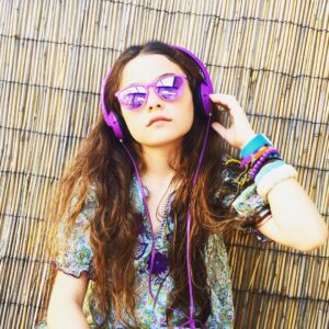 Lola Flanery Instagram - Weekend Vibes ✨🌟🎵👌🏼 #music #shutupanddancewithme #purplehaze