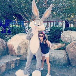 Lola Flanery Instagram - Hoppy Easter !!!! ✌🏼🐰❤️🥕🐣😎 #happyeaster #funnybunny #bugsandlola
