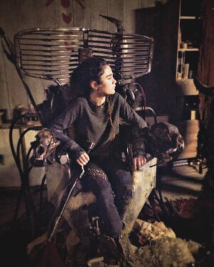 Lola Flanery Instagram - #the100 #madi
