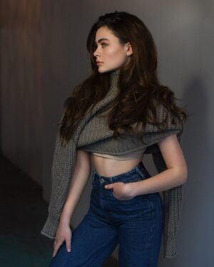 Lola Flanery Instagram - 🧵