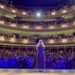Lolita Instagram - Gracias #oviedo Gracias al publico que me ha llenado hasta el cielo este @teatrocampoamor gracias al @aytoviedo a @cimarroj @pentacionespectaculos @zapardielarbas @luisluquecabrera @pilarcontrerasgarrido @christianmolca #nicosanchez @muchoartemanagement y a mis amigos @dolores_oconnor por esta pulsera y colgante que me ha regalado de la virgen de Covadonga y a Miguel @hotelpiedrasasturias y a su mujer , porque siempre me demuestran su cariño gracias #asturias de verdad y de corazón Asturias patria querida o puedo estar más agradecida al universo y a Dios por lo que me da gracias gracias