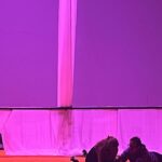 Lolita Instagram – Día mundial del teatro , ahora parte de mi vida ,Poncia, con @luisluquecabrera en los ensayos donde la creación se convierte en juego , y luego se sube el telón , y empieza esa montaña rusa de emociones , de tu cosecha , aprendidas otras , y otras que se almacenan en tus extrañas y en los sentimientos y comulgas con el personaje con el autor y con la energía del público , esta es mi vida ahora , trenes ,coches , hoteles con camas distintas , y con mi almohada mi compañera ,aviones , teatros diferentes , ciudades que solo huelo e intuyo porque no me da tiempo a más , pero eso si los teatro se quedan en mi retina en mis oídos con los aplausos , viva el teatro , y vivan los compañeros , actores , taquilleros , acomodadores ,técnicos , ,productores, Managers ,ect ect , que sin todos ellos no podríamos disfrutar nosotros y vosotros de este maravilloso espectáculo que es el teatro , feliz día  @cimarroj @pentacionespectaculos @luisluquecabrera @zapardielarbas @muchoartemanagement @pilarcontrerasgarrido @christianmolca #nicolassanchez