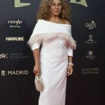 Lolita Instagram – Anoche en los @premiostalia @academiadelasartesescenicases estaba nominada como mejor actriz ,pero ganó una actriz joven a la que felicitó de todo corazón @vickyluengo ,@anabelalonso también estaba nominada , lo pasamos bien no ganamos pero mi premio es llevar casi 50 años encima de un escenario , seguir trabajando cantando y haciendo teatro ,tv , y lo que se encarte ,y sobre todo el cariño de la gente que me viene de familia y por mi misma ,porque sigo luchando ,porque me gusta mi profesión , y porque me parieron artista , le deseo a @vickyluengo que este premio sea el anticipo de lo que le puede llegar enhorabuena a las tres incluida yo ,gracias y viva el arte ,#poncia ,@luisluquecabrera @cimarroj @pentacionespectaculos @muchoartemanagement @zapardielarbas ,me han mandado esta foto ,no sé de quién es pero me has sacado muy favorecida gracias