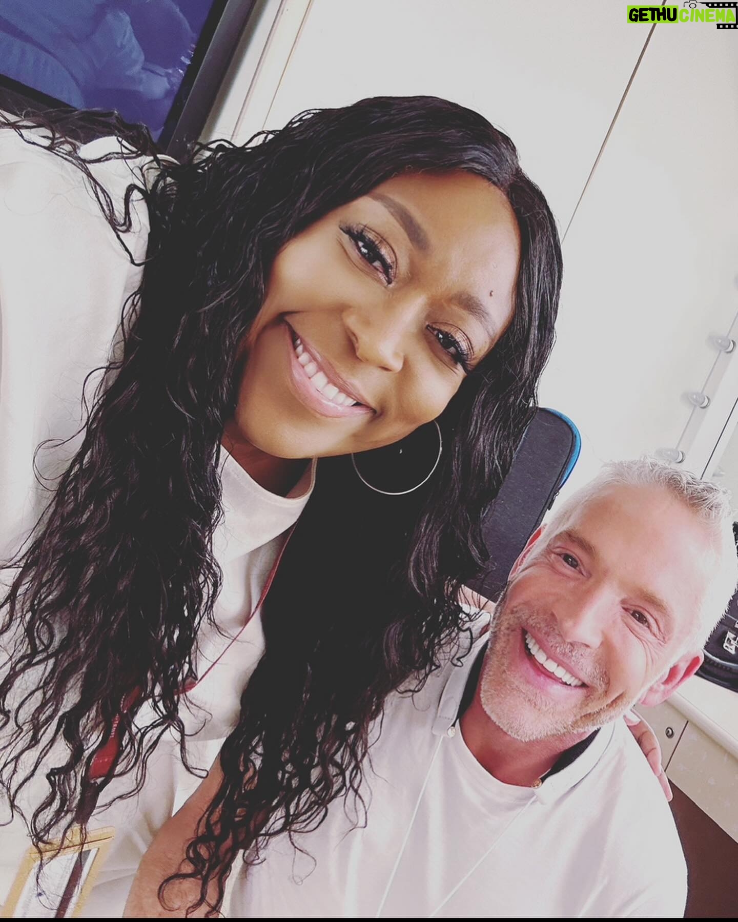 Loni Love Instagram - Dave Koz is one of the hardest working musicians on the planet.. he loves entertaining people not only solo but he graciously shares his platform with hundreds of other musicians and entertainers… it’s his birthday so we celebrate you David!! As your song goes you and I will be “Together Again” get ready!!!! Happy Birthday Bruh!!! @davidstephenkoz