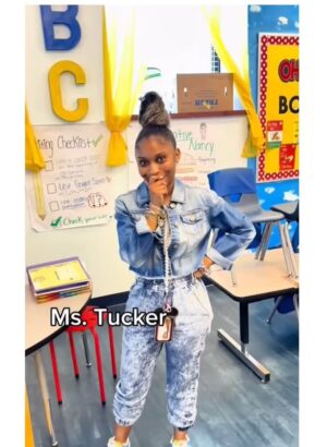 Loni Love Instagram - Shout out to all my millennial teachers!!!!!!!! We ❤️❤️❤️you!!! And all teachers!!!! Thxs @blackculturenews_