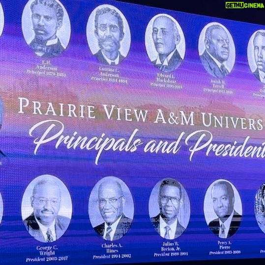 Loni Love Instagram - She is the 2nd woman and 9th President of @pvamu .. congratulations to President Dr. Tomikia P. LeGrande.. what a honor to host her Inauguration Scholarship Gala! We raised over $600,000 for student scholarships!!!! I love my school!!!! #womenshistorymonth #alumni #pvproducesproductivepeople πππ