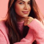Lopamudra Raut Instagram - Bring back the winters ❄️❤️ Shot by @yngtj Makeup Artist: @nitutamang143 Hair Stylist: @farah_kadkotra Assistant:@bunty_acharya @dhruwang9 Studio: @mayra.fashion.studio #photo #winter #vibe