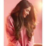 Lopamudra Raut Instagram - Bring back the winters ❄️❤️ Shot by @yngtj Makeup Artist: @nitutamang143 Hair Stylist: @farah_kadkotra Assistant:@bunty_acharya @dhruwang9 Studio: @mayra.fashion.studio #photo #winter #vibe