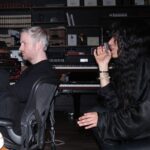 Loreen Instagram - With my second family in my second home creating. Love and appreciate u 🤍 @olafurarnalds @sandrayati #iceland Photo: @studio_charliljung