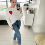 Loren Brovarnik Instagram – Love is in the air! And once again @temu doesn’t disappoint!! And get ready for @temu big deals! The price is affordable and the shipping takes less than 2 weeks!
🔗Click LINK or search code: dkt2926 FOR UP TO 90% OFF!! Temu app new users only!
FreeShipping & FreeReturns Now 🙌🏼🙌🏼
#temu #temustyle #sponsored