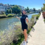 Lorena Castell Instagram - Diario de viaje 1. Santa Mónica 2. Venice canals 3. @browntattoo ✌🏼 4. LA vibes 5. @greystudiola 6. Malibú Pier 7. La feria 🎡 8. La promoción 🪩