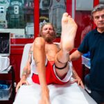 Lorenzo Cherubini Instagram - @gianmarcotamberi è uno dei più grandi atleti della nostra storia olimpica e mondiale, l’uomo che vola a 2 metri e mezzo da terra, le sue gare sono emozionanti ed esaltanti. Chi c’era a @jovabeachparty 2022 si ricorda quel video di apertura con lui che volava al rallentatore e che ogni volta faceva esplodere la festa. Noi ci siamo conosciuti anni fa proprio qui a Forli da @fabrifisio perché #gimbo stava recuperando da quel brutto infortunio che lo aveva fermato anni fa, e io ero di passaggio per farmi fare un programmino di allenamento prima di un tour. Poi siamo rimasti in contatto e lui ogni volta prima di un grande evento passa da Forlì a farsi fare il “tagliando” prima di partire. Il 20 agosto ci sarà la gara di salto in alto si mondiali in Germania e noi saremo tutti davanti alla tv a trattenere il fiato e a fare il tifo. Oggi è stato bello trovarci e augurarci il meglio. Forza Gimbo! @luca_borra @dani_borra @bontempichiara @saturnino69 @baldonibikeshop #forli #riabilitazione @freschezza @fravaliani @terrywho_cartoons @dalia_gaberscik #versoilpalco #ungiornoallavolta (ph @maikid )